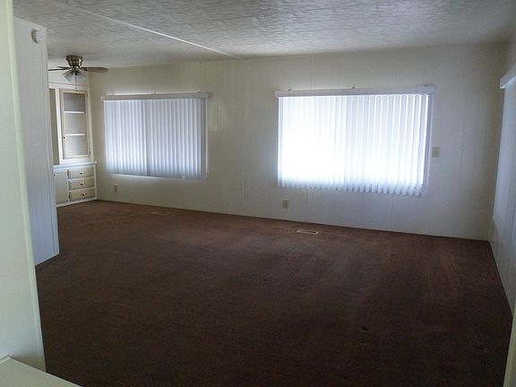 3rd image of 1472 Santa Susana Dr