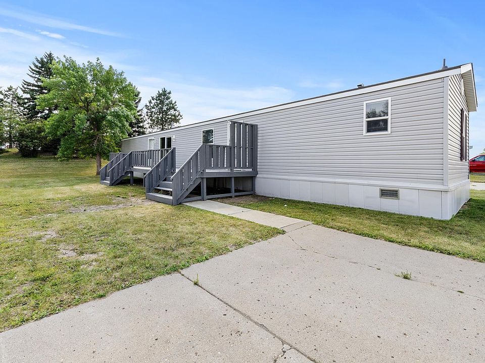 1st image of 405 31st Ave