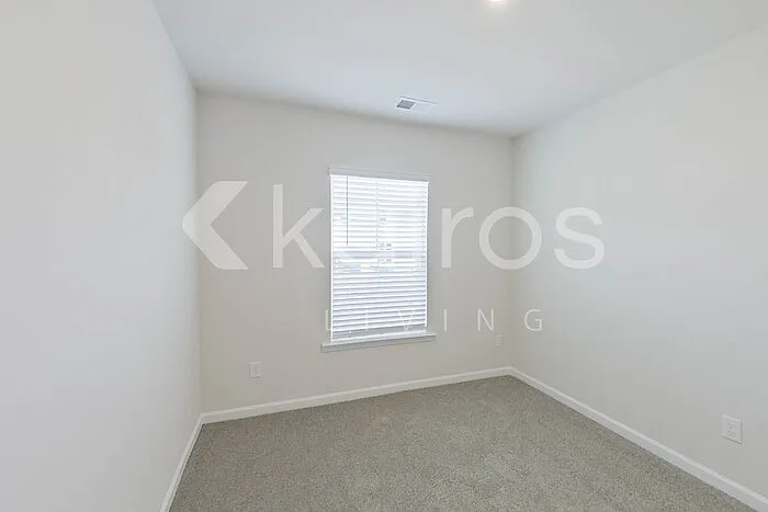 2215 Banyon Cir — Photo 16