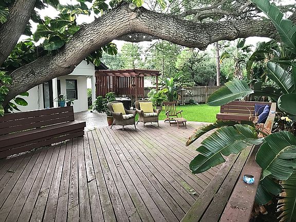 3rd image of 4727 W Lawn Ave