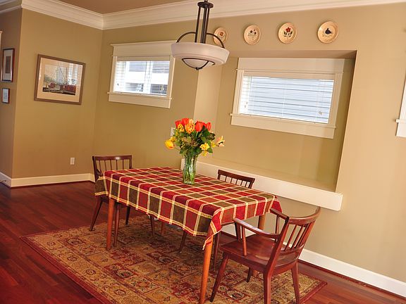 Family Room Dining