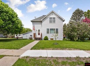 502 Smith St NE, Mapleton, MN 56065
