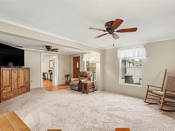 5th image of 10308 N Oakleaf Ave
