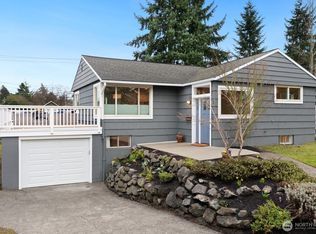 3202 49th Ave SW, Seattle, WA 98116