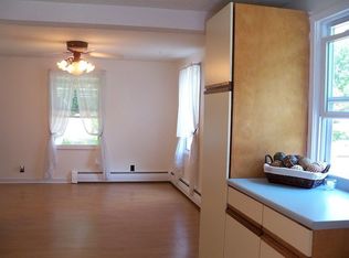 123 Millen Dr, North Syracuse, NY 13212