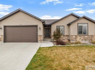 3779 N Yates Ave, Ammon, ID 83401
