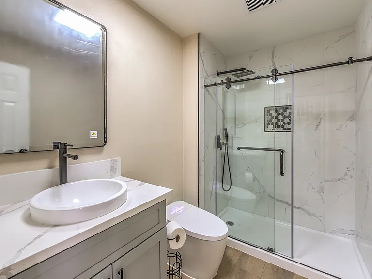 7477 Ullom Dr — Photo 24