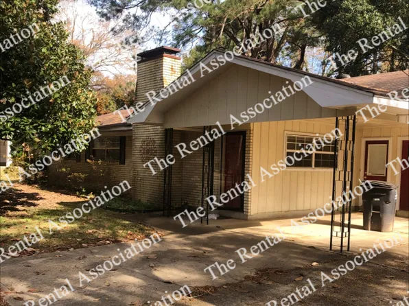 2504 Arcadia Dr, Ruston, LA 71270