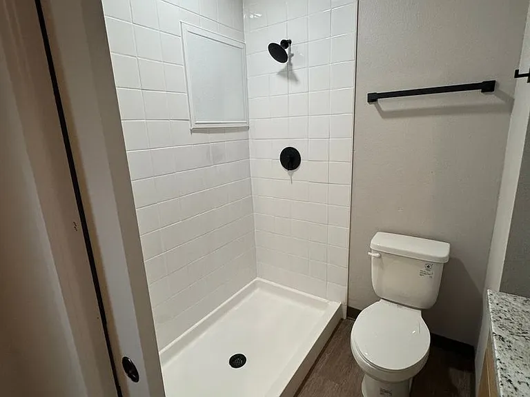 720 W Prospect Rd #102 — Photo 32