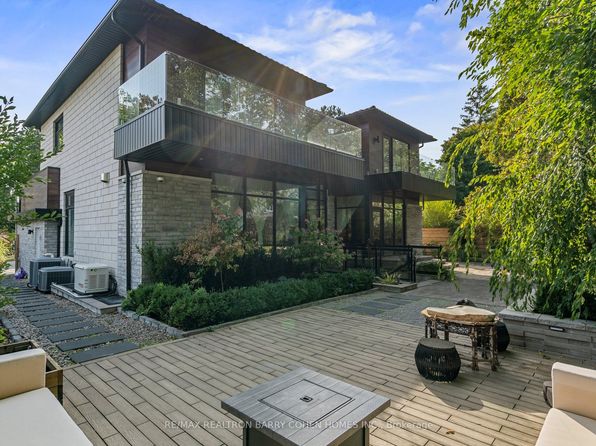 23 Alderdale Ct, Toronto, ON M3B 2H8
