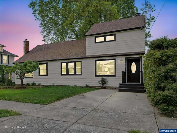135 S Sheridan St, Mount Angel, OR 97362