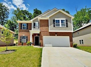 7121 Barefoot Forest Dr, Charlotte, NC 28269