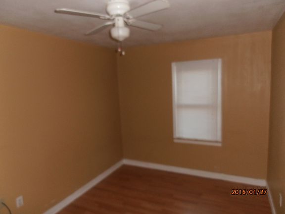 3rd image of 9 Pine Creek Cir