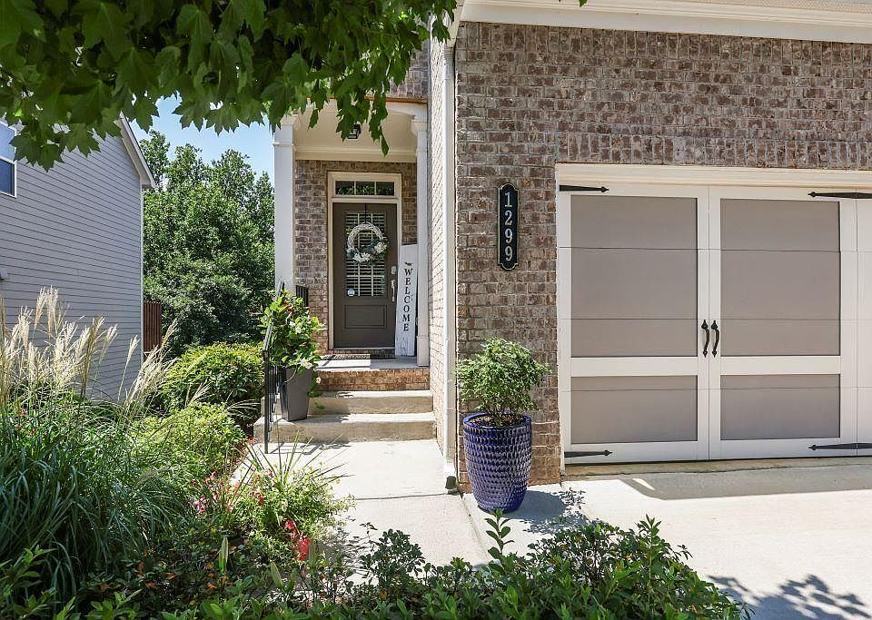 1st image of 1299 Elderwood Way