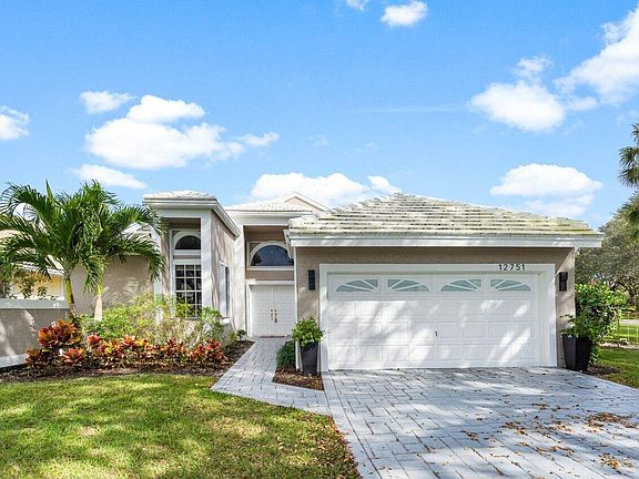 2nd image of 12751 Oak Knoll Drive