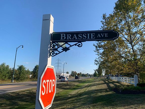 3rd image of 6220 Brassie Ave #305