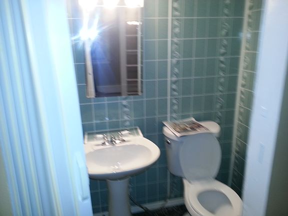 5th image of 3544 Linwood Ave