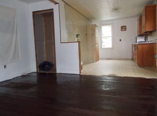 102 Maple St, Montfort, WI 53569