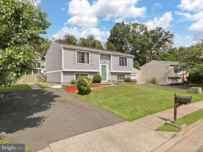 13704 Cabells Mill Dr, Centreville, VA, 20120