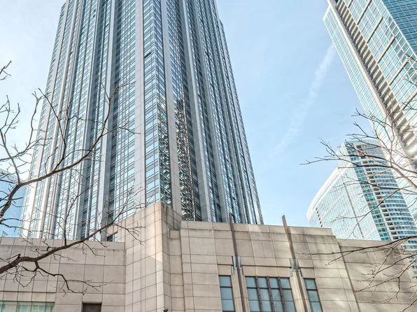 512 N McClurg Ct APT 2205, Chicago, IL 60611