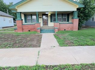 1326 W Elm Ave, Enid, OK 73703