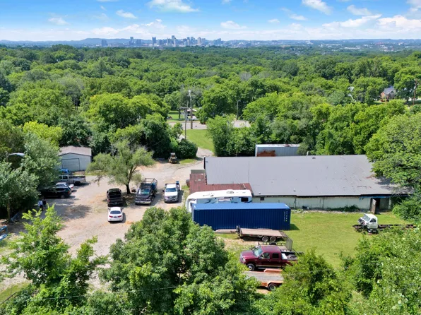 201 Hart Ln, Nashville, TN 37207