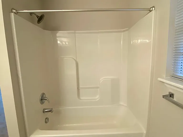 Meridian Park Apartments — Photo 104