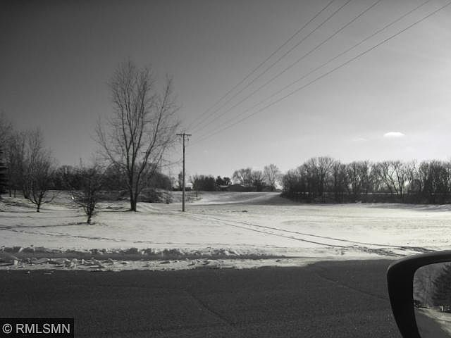 1st image of 4 1st Ave SE