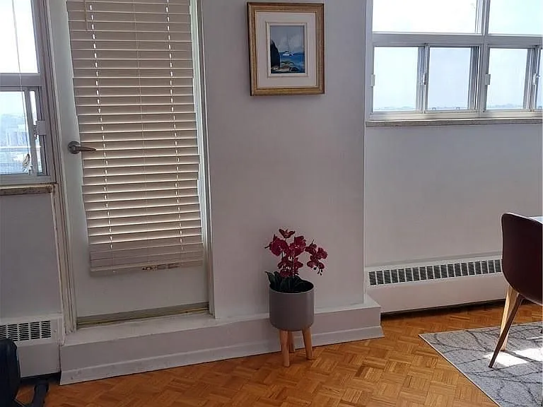 212 Kerr St #909 — Photo 19
