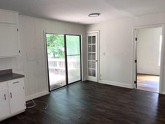 5th image of 2740 Santa Barbara Dr NW