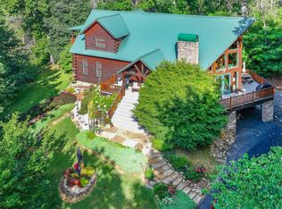 3341 Sugar Maple Loop Rd, Sevierville, TN 37862