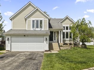 1475 Beaumont Cir, Bartlett, IL 60103