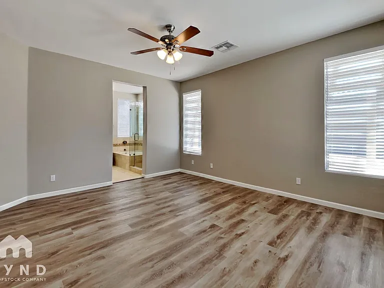 41201 N Yorktown Trl — Photo 12
