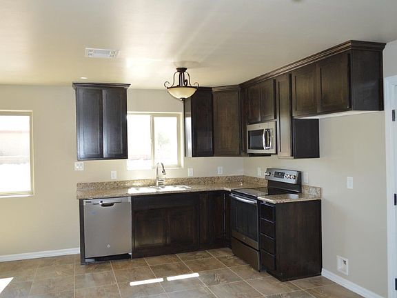 4th image of 28542 E Ligurta Ln