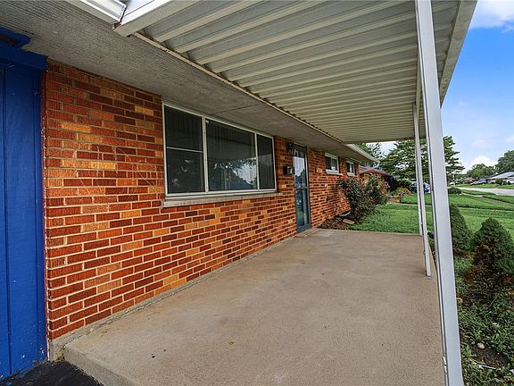 2nd image of 4304 Harbison St