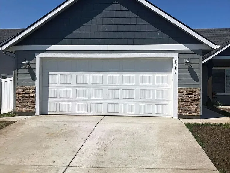 3879 N Abel Ln — Photo 1