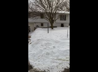 2211 12th Ave S, Clinton, IA 52732