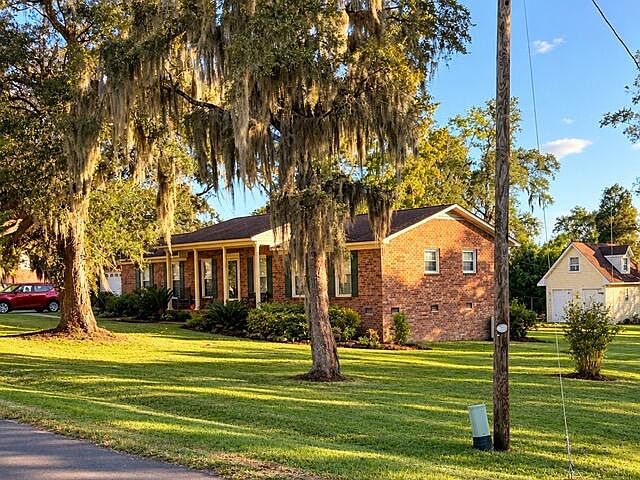 1st image of 1324 Old Fort Rd