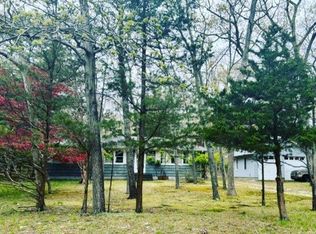 14 Windward Rd, East Hampton, NY 11937