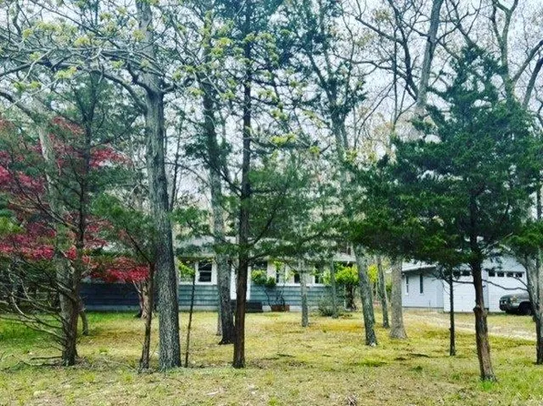 14 Winward Road, East Hampton, NY 11937