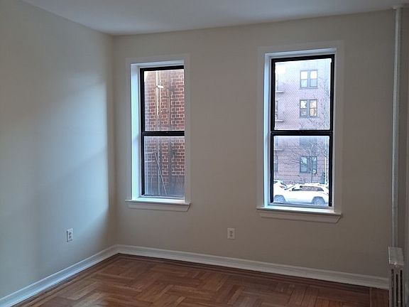 5th image of 289 Empire Blvd APT 2N
