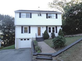35 Mumford St, Coventry, RI 02816