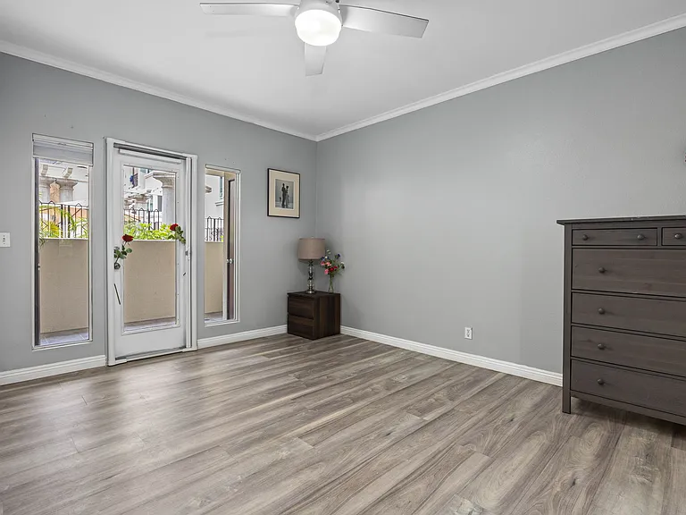 620 State St #123 — Photo 21