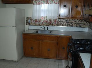 828 Crescent St, Brooklyn, NY 11208