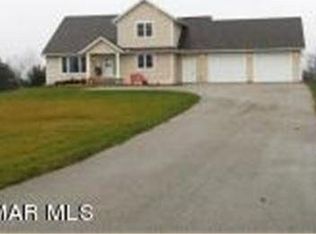 679 W Jacob Keil, Fountain City, WI 54629