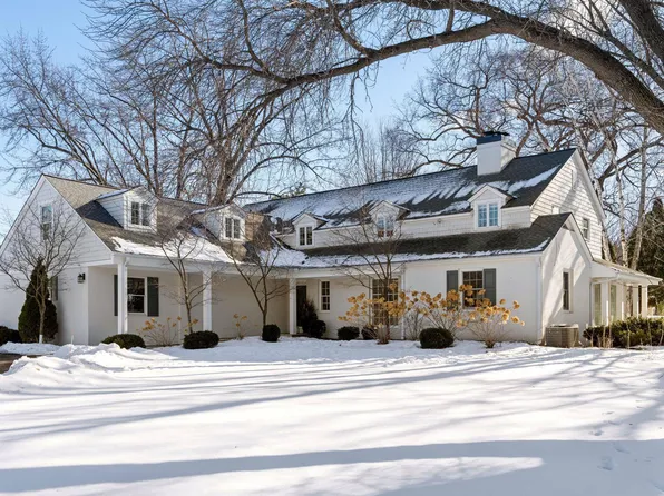 1 Spur Rd, Edina, MN 55436