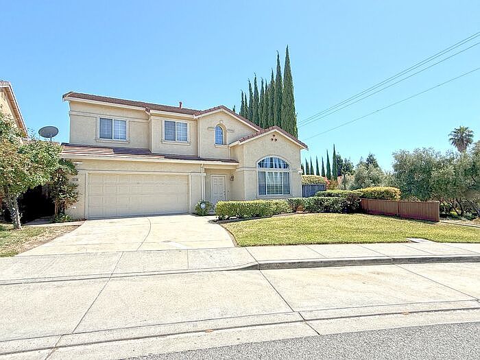 1st image of 3236 Pomerado Dr