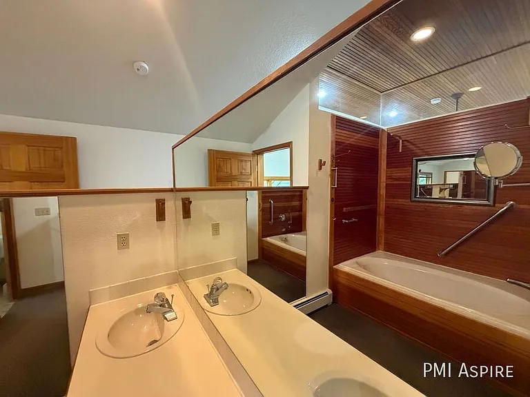 1940 Tincup Ct — Photo 20