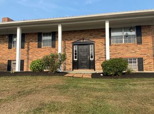 250 Suburban Dr, Morristown, TN 37814