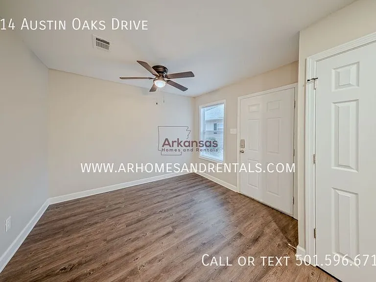 414 W Austin St — Photo 7